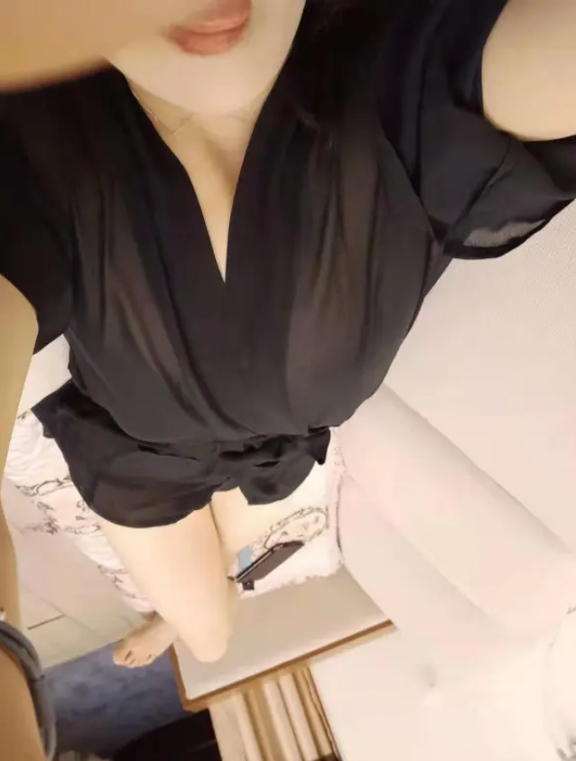 性价比不错的半套美女